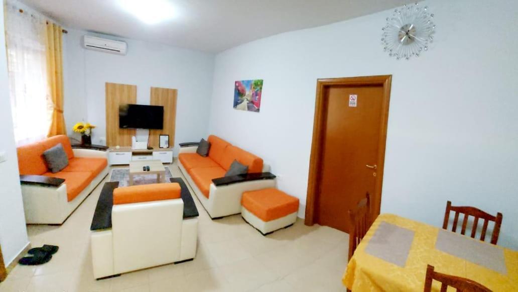 Skanderbeg Square Appartement